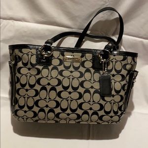Like New Coach purse